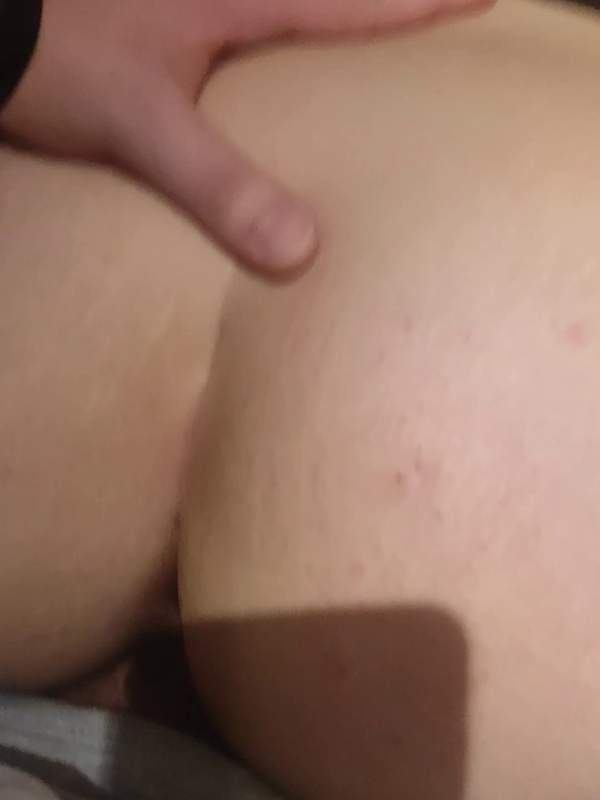 Czech Teen mit dem großen Arsch wird gefickt