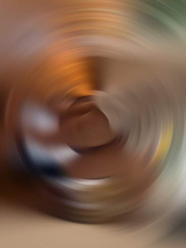 Heimarbeit von Ehefrau - junges Ehepaar beim Dreier mit dem Schwiegervater