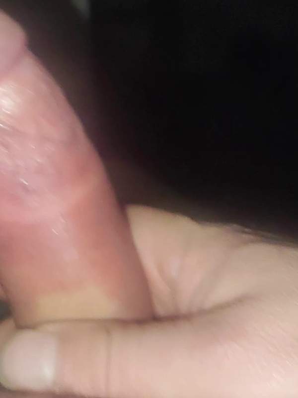 Amateur masturbates with huge cock until cumshot