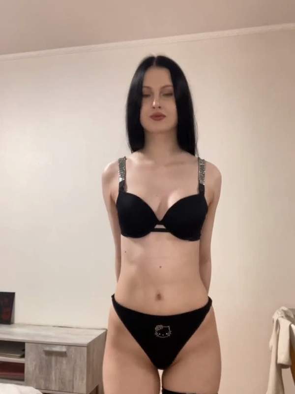 Sie necken sich im Amateur-Onlyfans-Video
