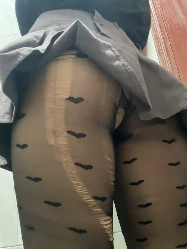 Sex mit einer blonden Amateurin - ein Porno von Goldenflow