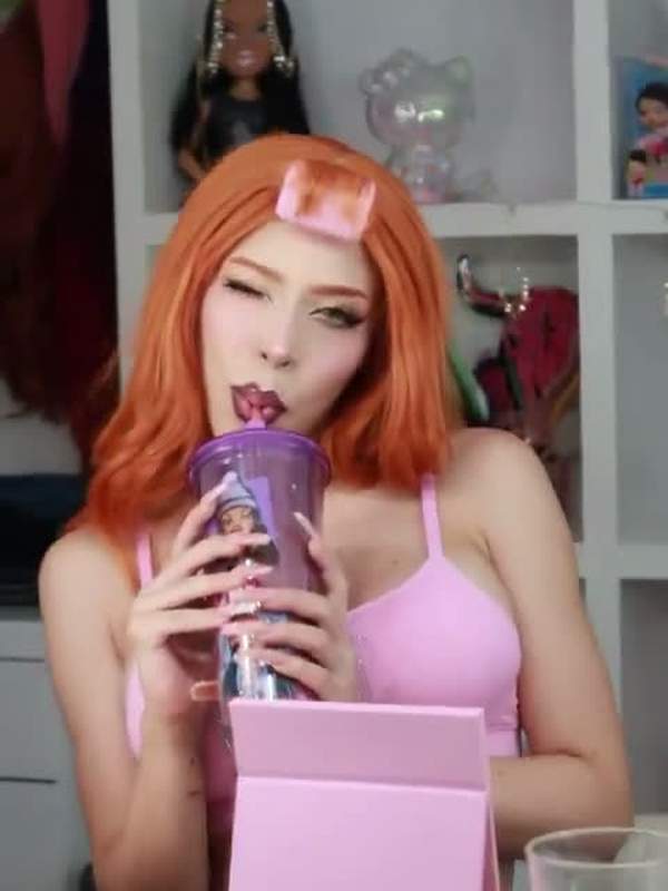 Yerimua zeigt sich nackt in intimen Onlyfans-Momenten