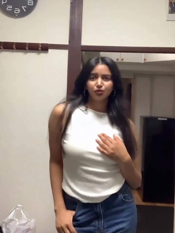 Die Sapna Shah viral Porno Video - ungeschnitten und unzensiert