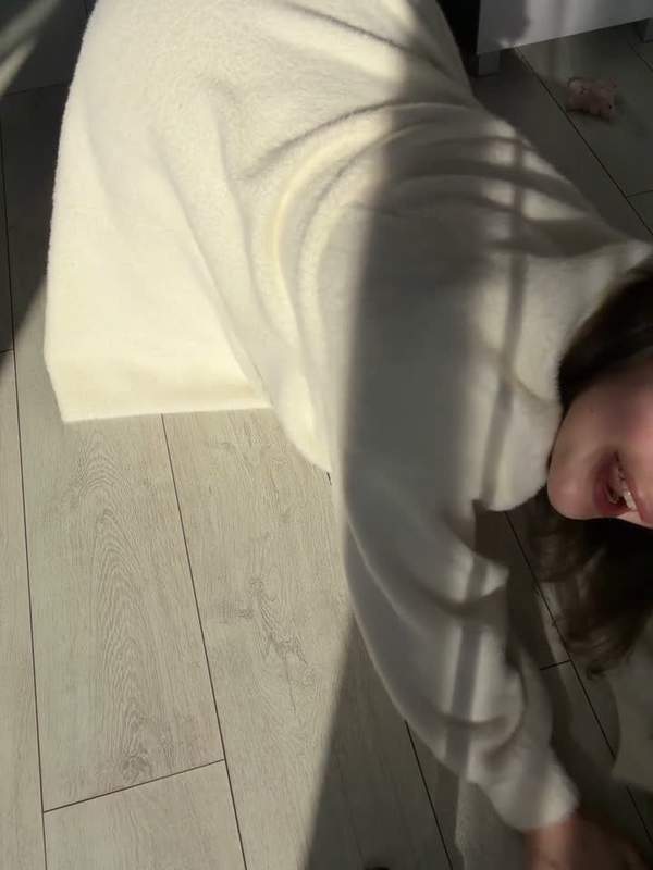 Meine Moane machen dich verrückt - ein geiles Girl mit dicken Titten und einem perfekten Arsch
