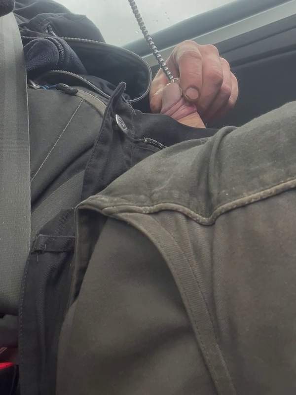Amateur-Szene mit Mann und Penis
