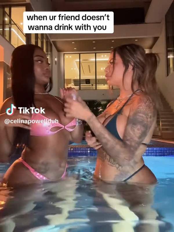 Celina Powell zeigt ihre Nudes und wird von einem BBC gefickt