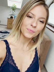 LetsDoeIt – Behind The Scene