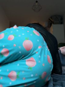 Poke_monika